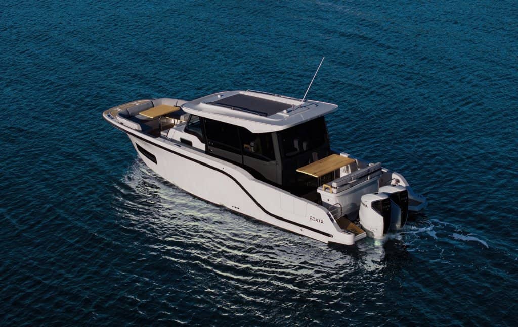 Aiata Wayfinder 38 Aiata Wayfinder 38