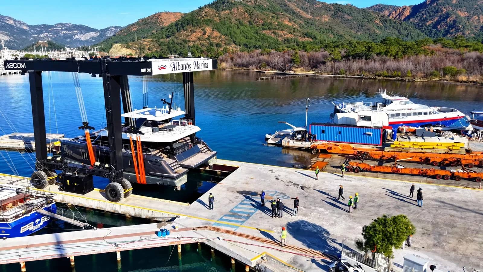 Albatros Marina Ticari Marina