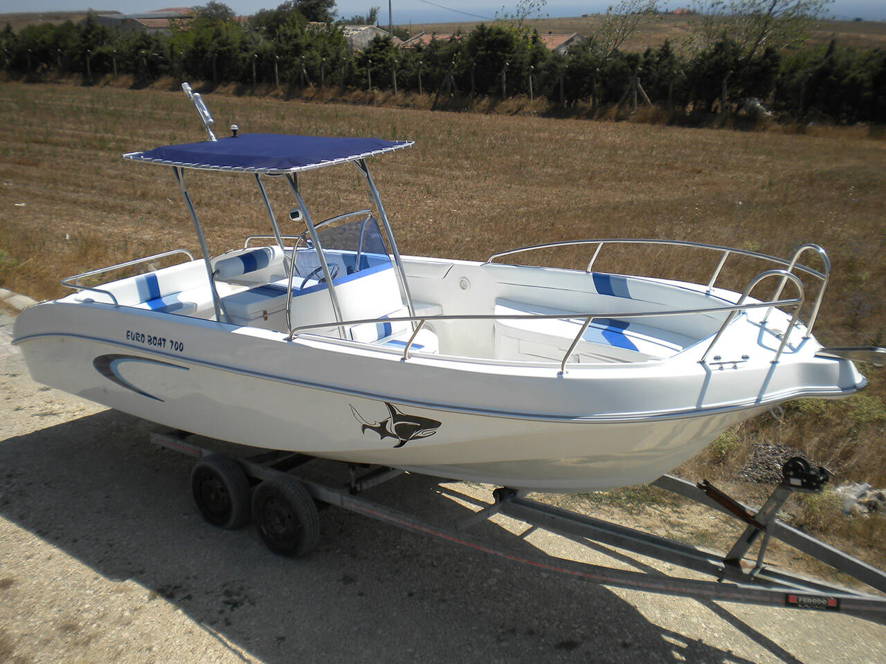 Euro Boat 700C Center Console