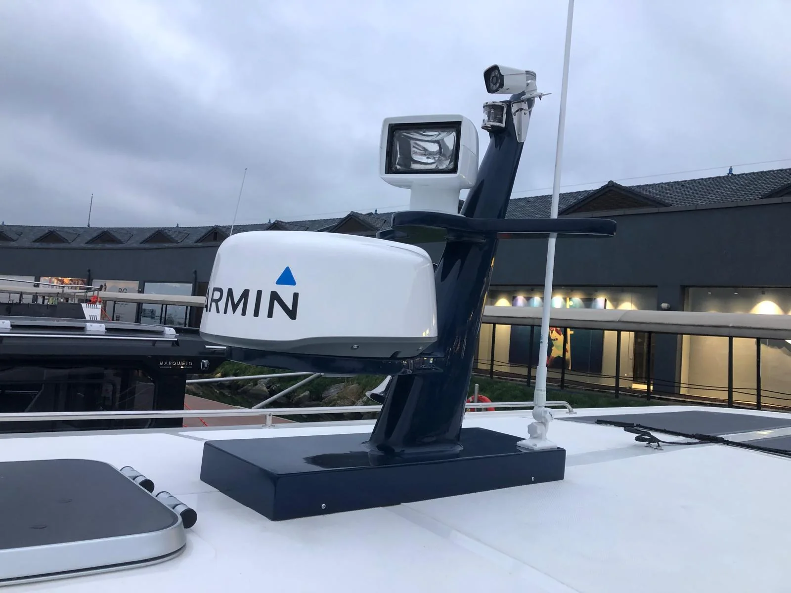 Yener Tekne YNR 35 Trawler dış görseller 5
