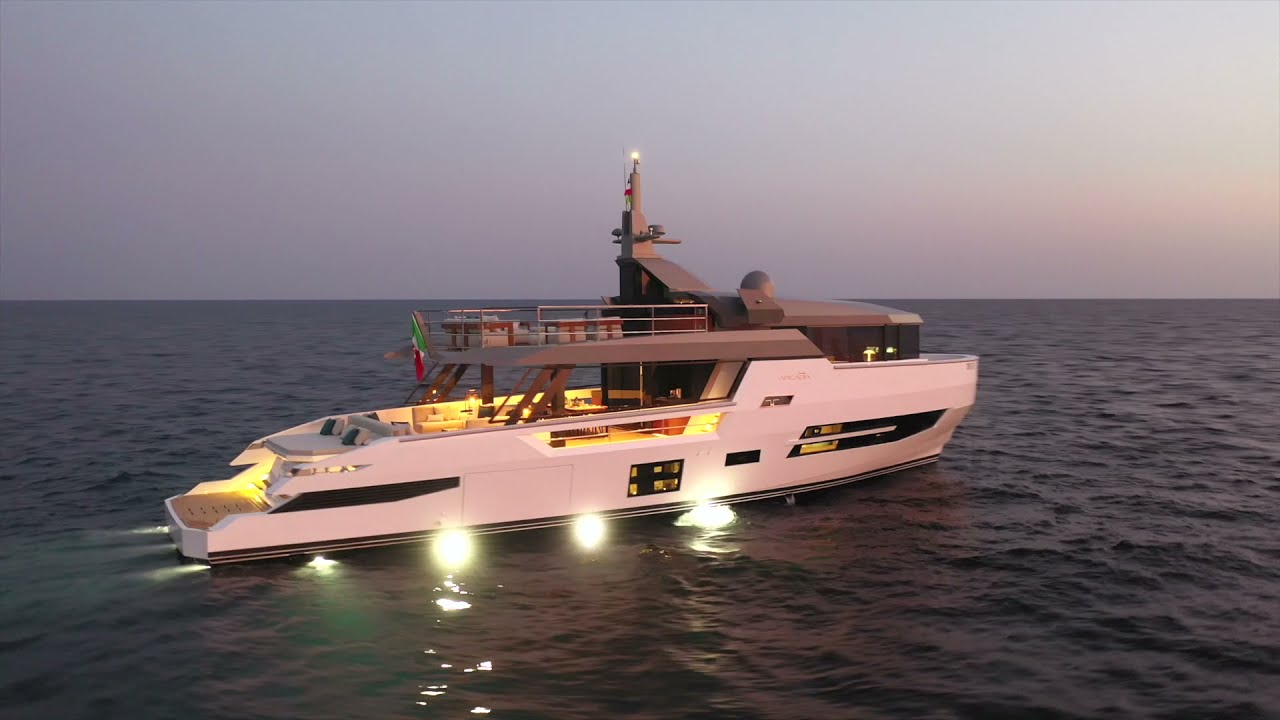 Arcadia Yachts Sherpa 80