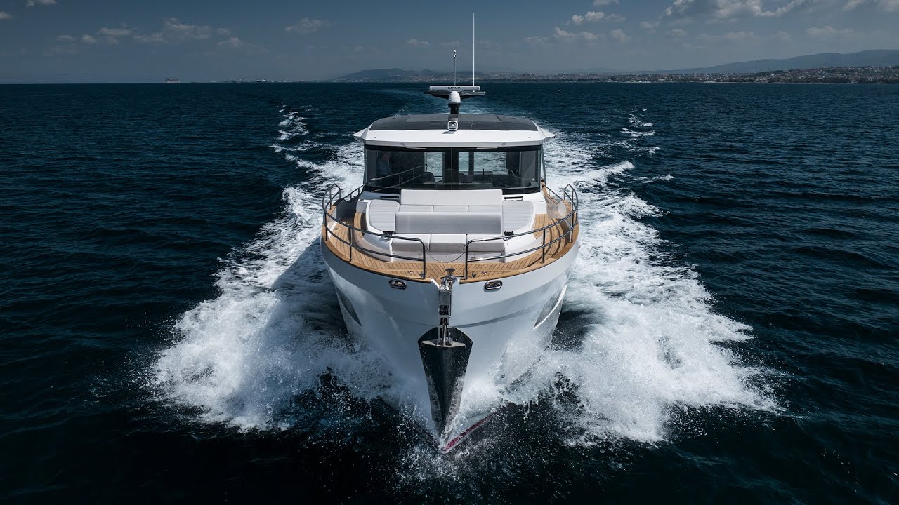 Sirena Yachts 48 Coupé Hybrid SIRENA 48 COUPÉ HYBRID