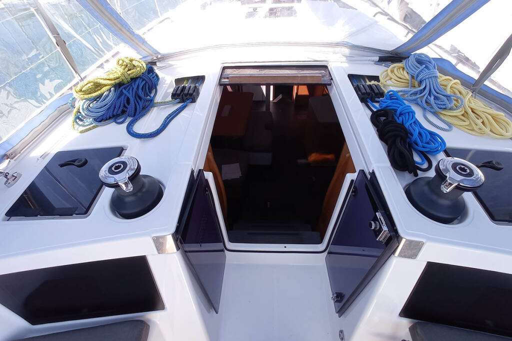 DUFOUR 41 · Navigare Yachting & Cookies dış görseller 6