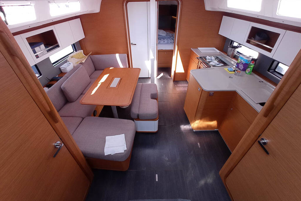 DUFOUR 41 · Navigare Yachting & Cookies dış görseller 8