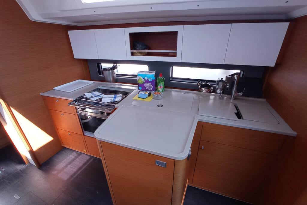 DUFOUR 41 · Navigare Yachting & Cookies dış görseller 10