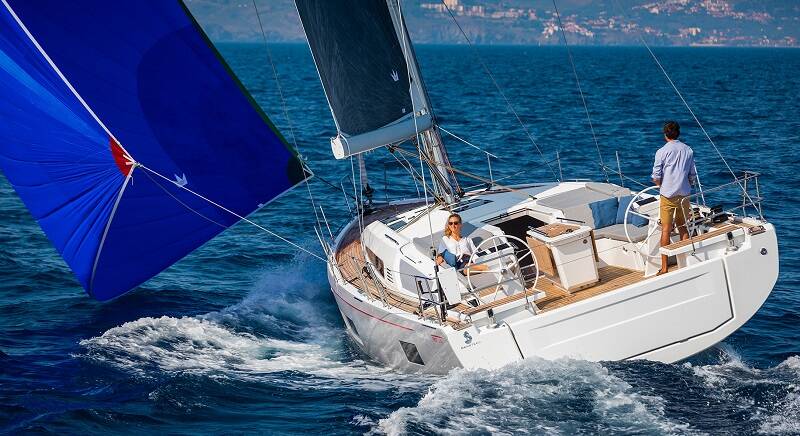 OCEANIS 46.1 · Navigare Yachting & Cookies dış görseller 8