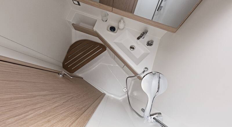 OCEANIS 46.1 · Navigare Yachting & Cookies dış görseller 15