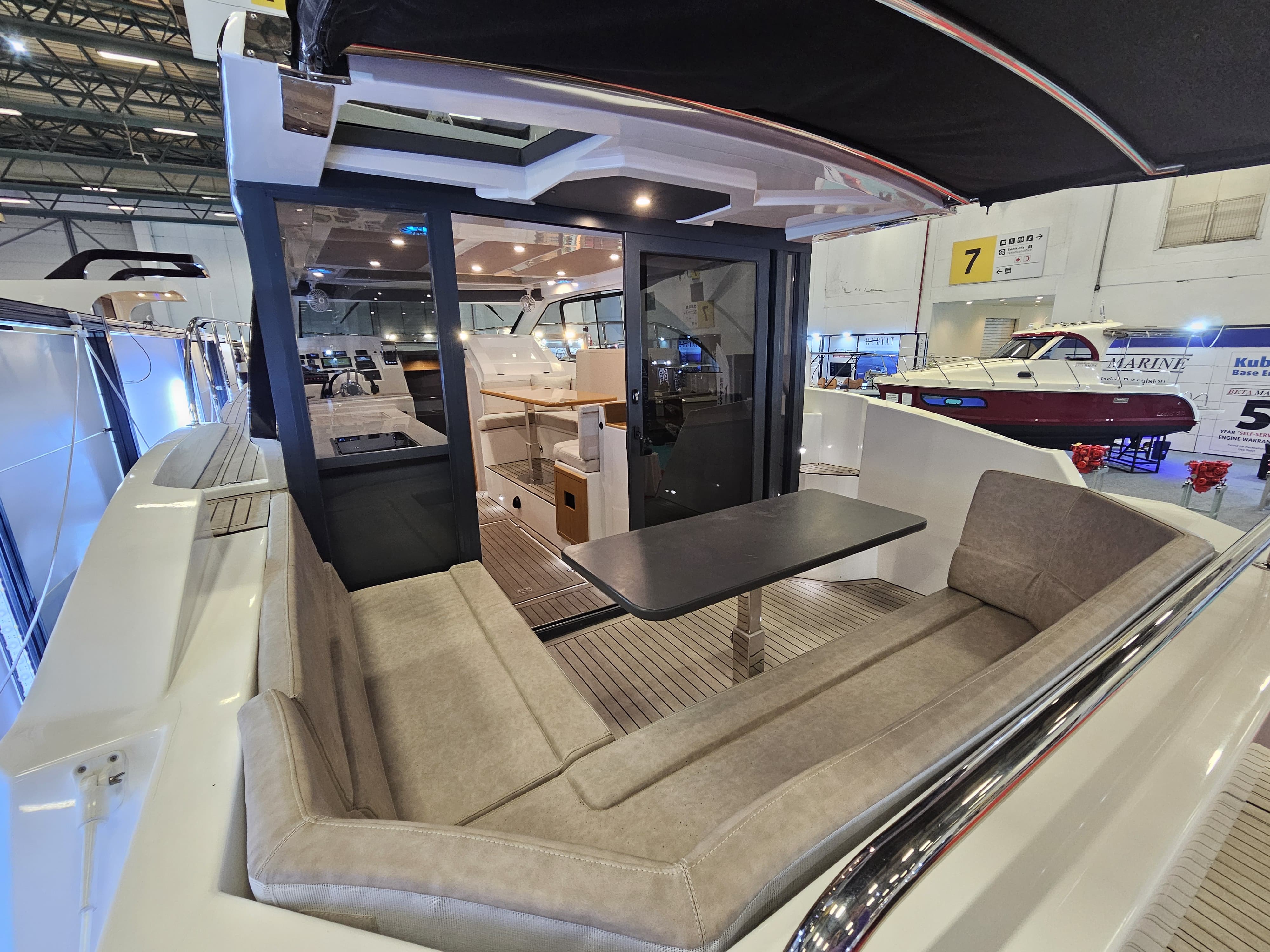 LA SERA GM 38 Satılık Motoryat dış görseller 3