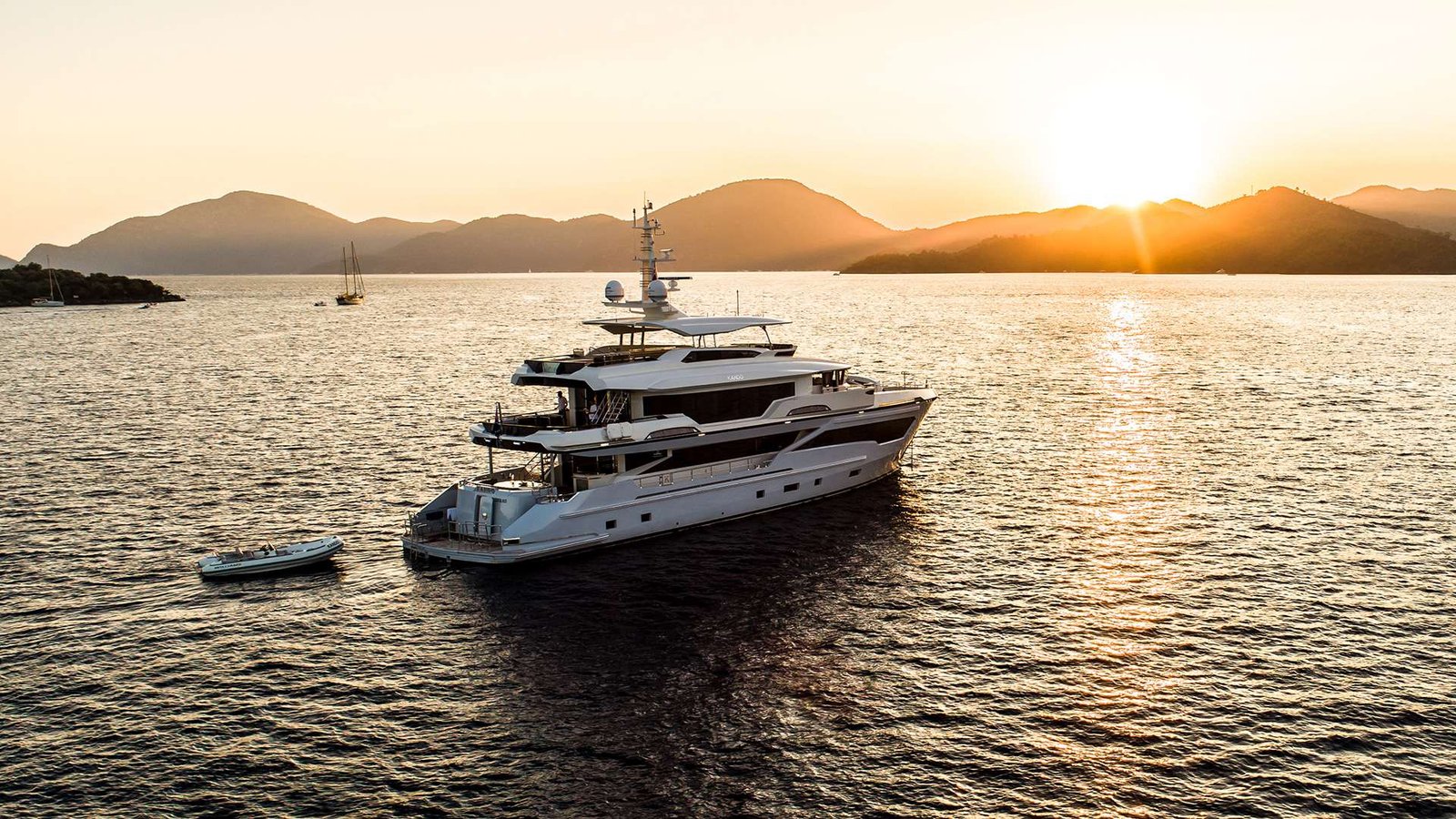 AvA Yachts Kando 90 4