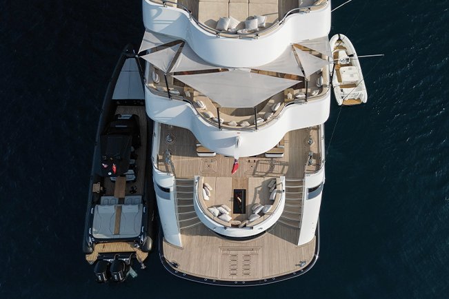 CMB Yachts Liquid Sky 2