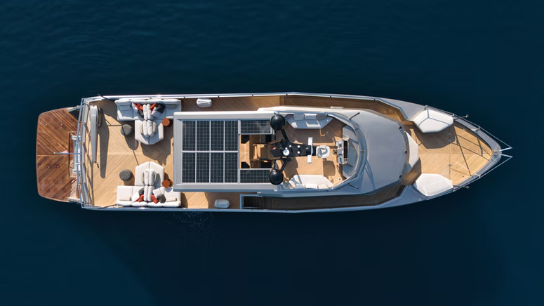 Evadne Yachts Rock XL 115 4