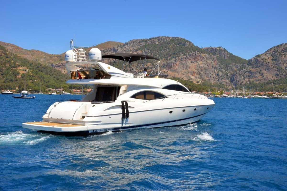 2001/2021 SUNSEEKER MANHATTAN 73 2
