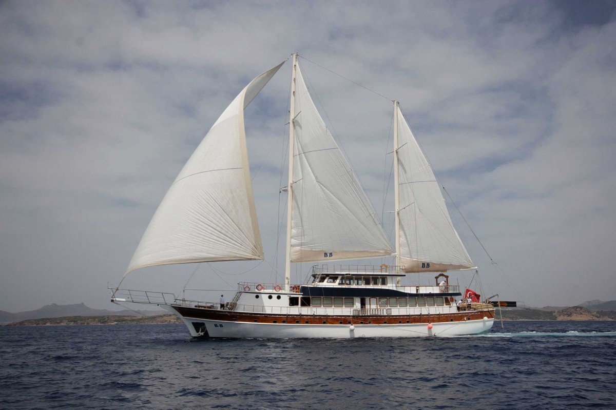 2010 GULET 42M 2