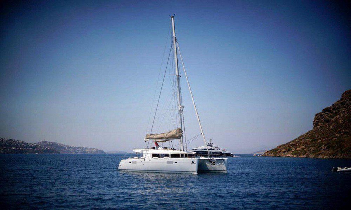 2011 LAGOON 450 F 2