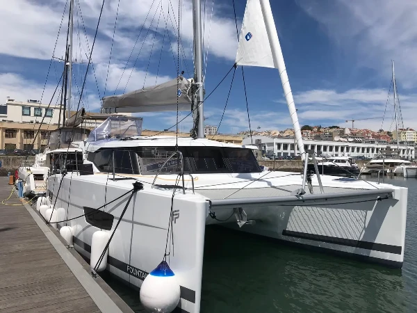 2019 FONTAINE PAJOT 4.0 CATAMARAN 11.73M 4