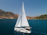 2021 BAVARIA 42 C 3