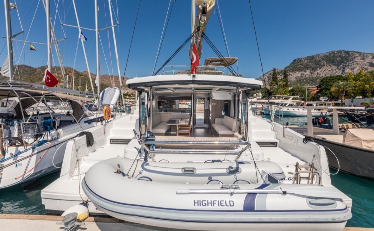 2022 BALI 4.2 CATAMARAN 12.85M 2