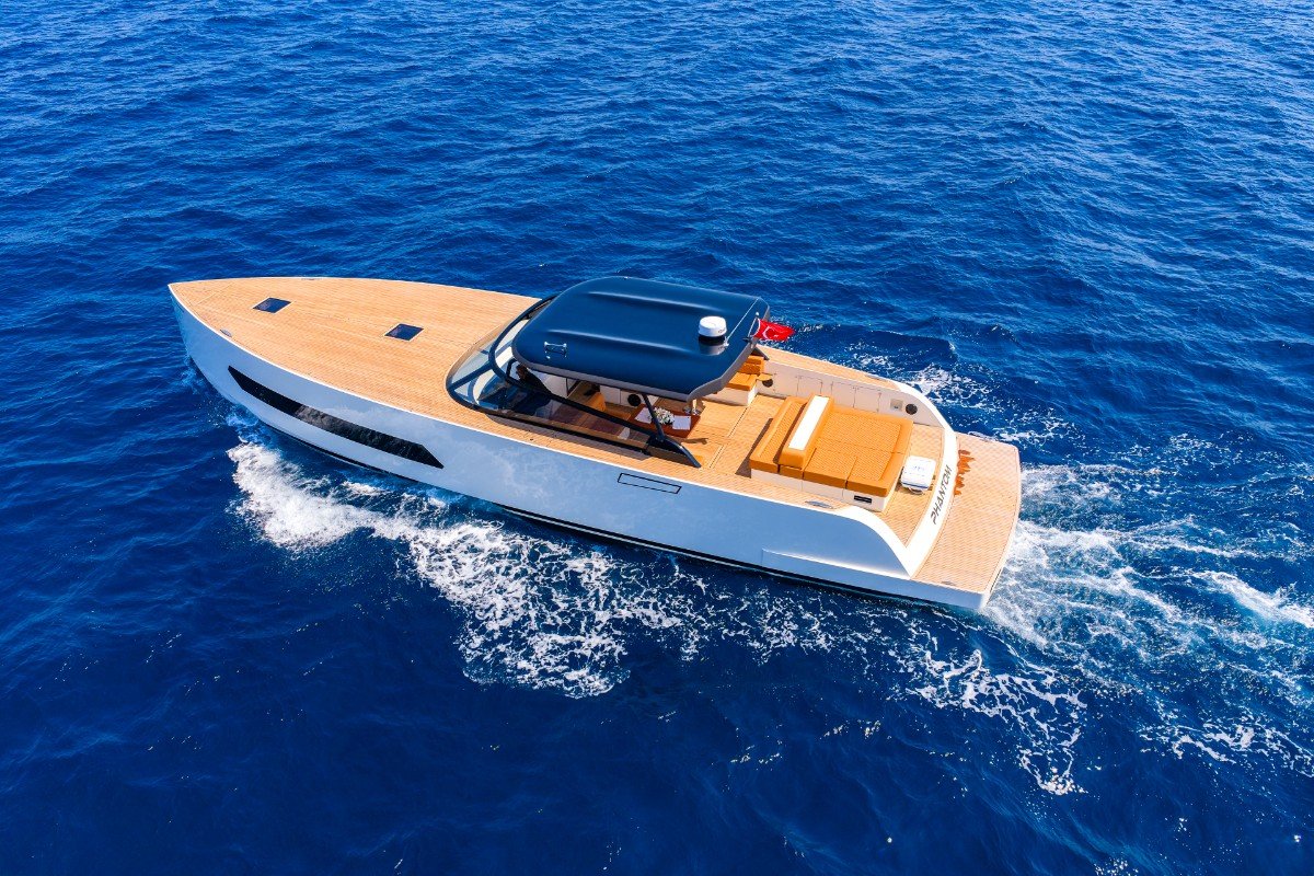 2025 MOTOR YACHT 18.5 M 2