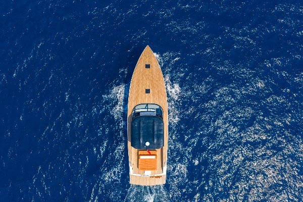 2025 MOTOR YACHT 18.5 M 4